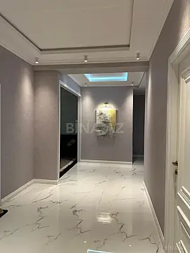Satılır 4 otaqlı mənzil 144 m²