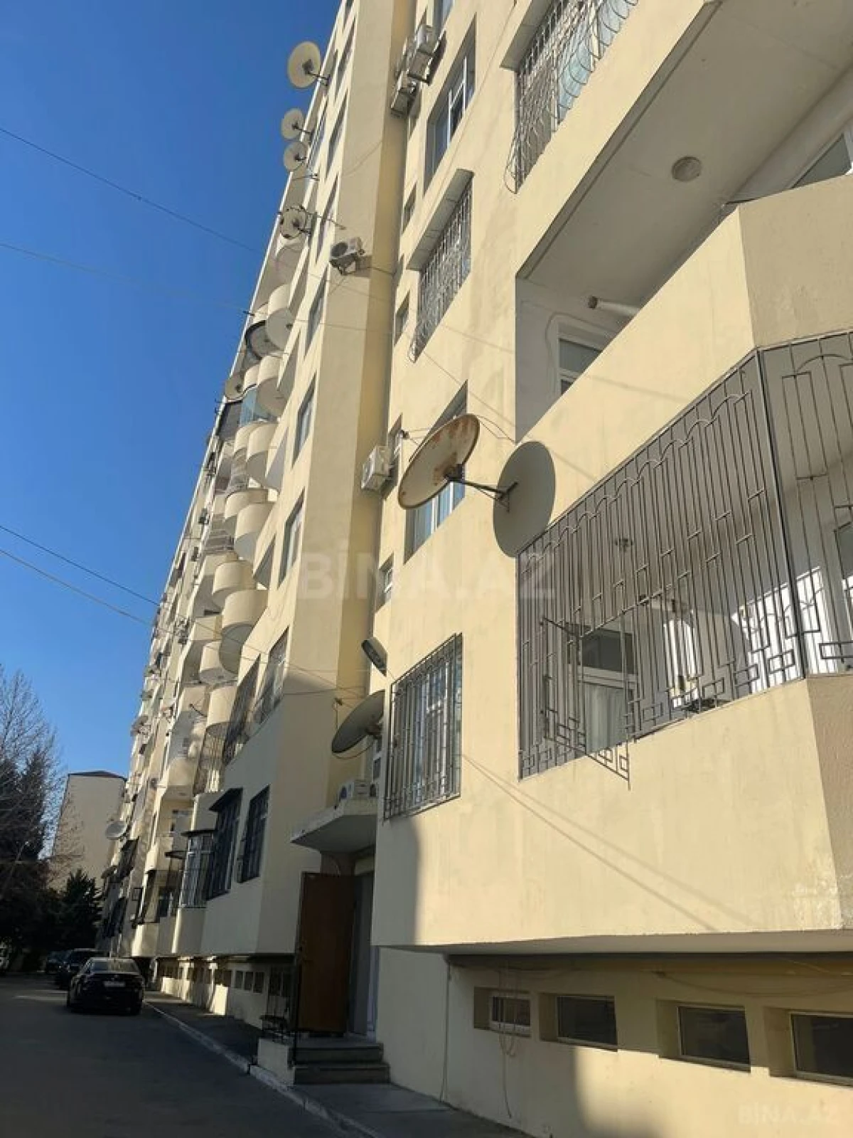 Satılır 2 otaqlı mənzil 65 m²