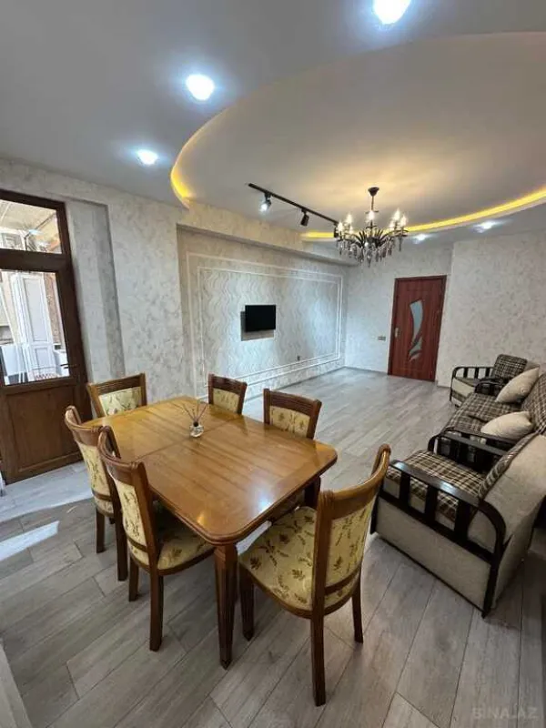 Satılır 2 otaqlı mənzil 65 m²