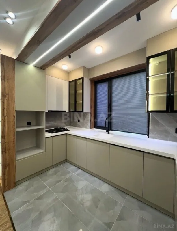 Satılır 3 otaqlı mənzil 101 m²