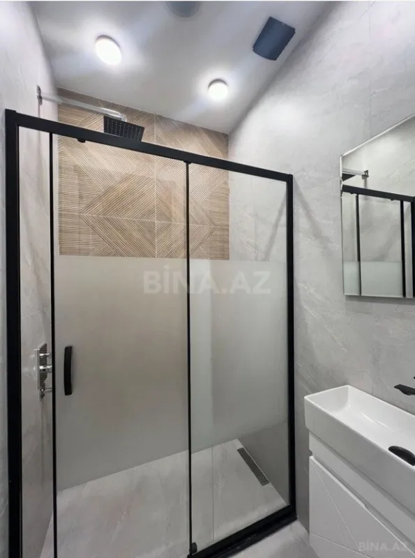 Satılır 3 otaqlı mənzil 101 m²