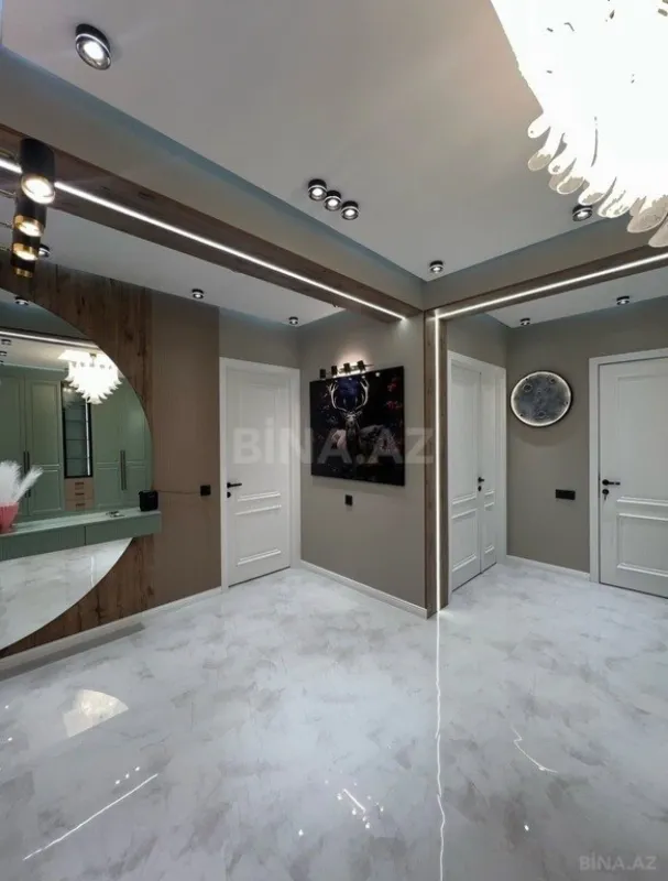 Satılır 3 otaqlı mənzil 101 m²