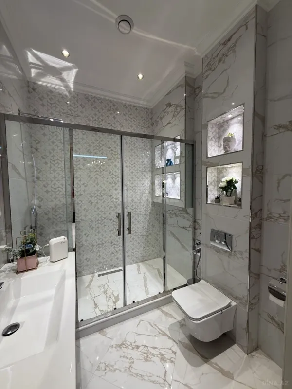 Satılır 7 otaqlı həyət evi 760 m²