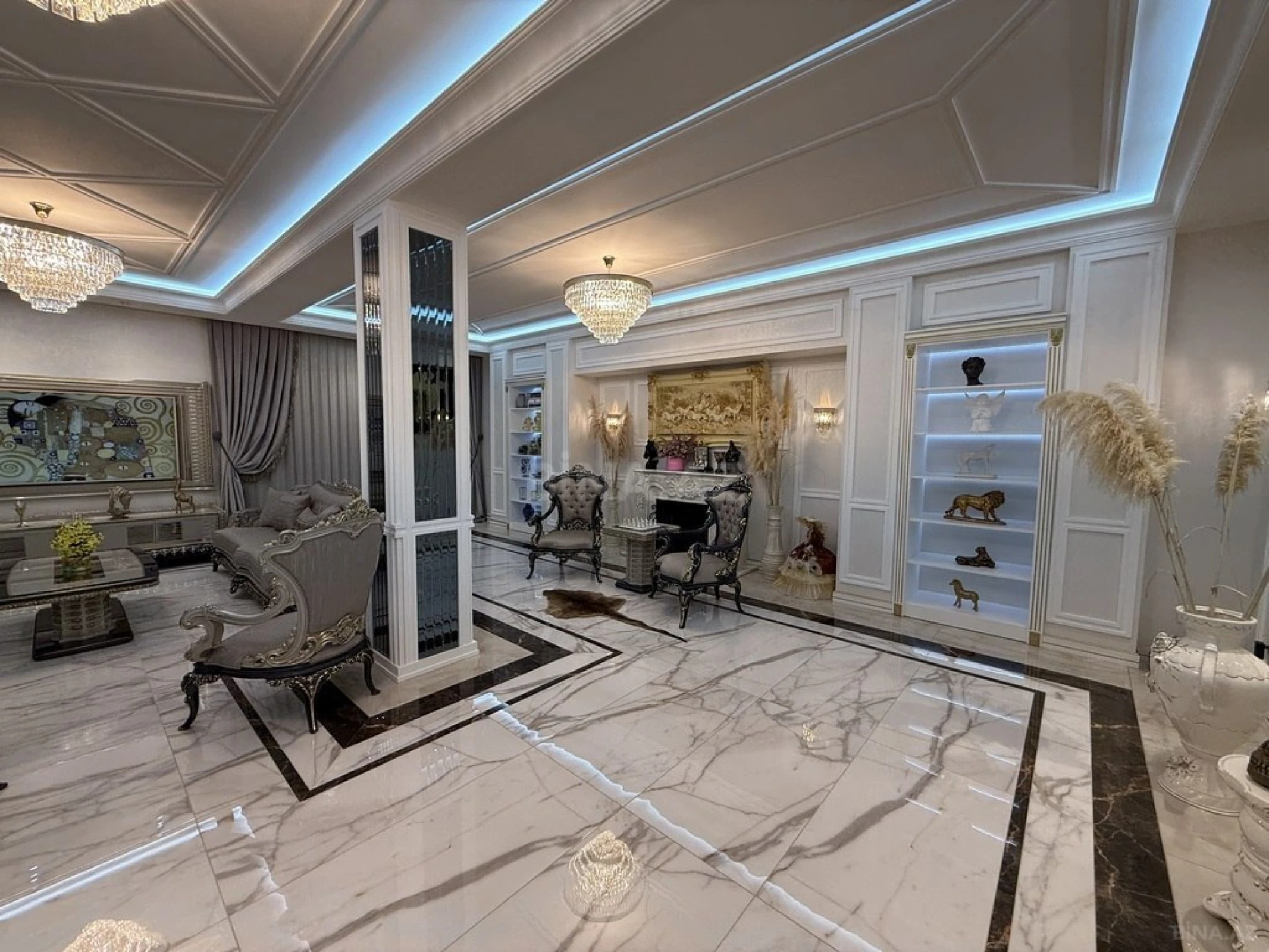 Satılır 7 otaqlı həyət evi 760 m²