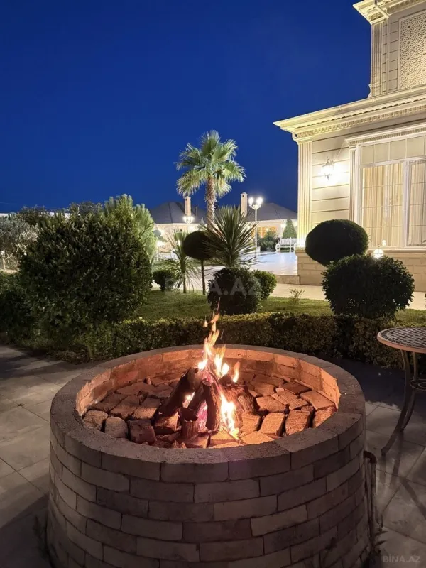 Satılır 7 otaqlı həyət evi 760 m²