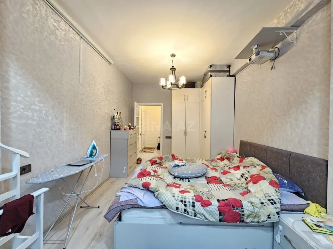 Satılır 2 otaqlı mənzil 62 m²