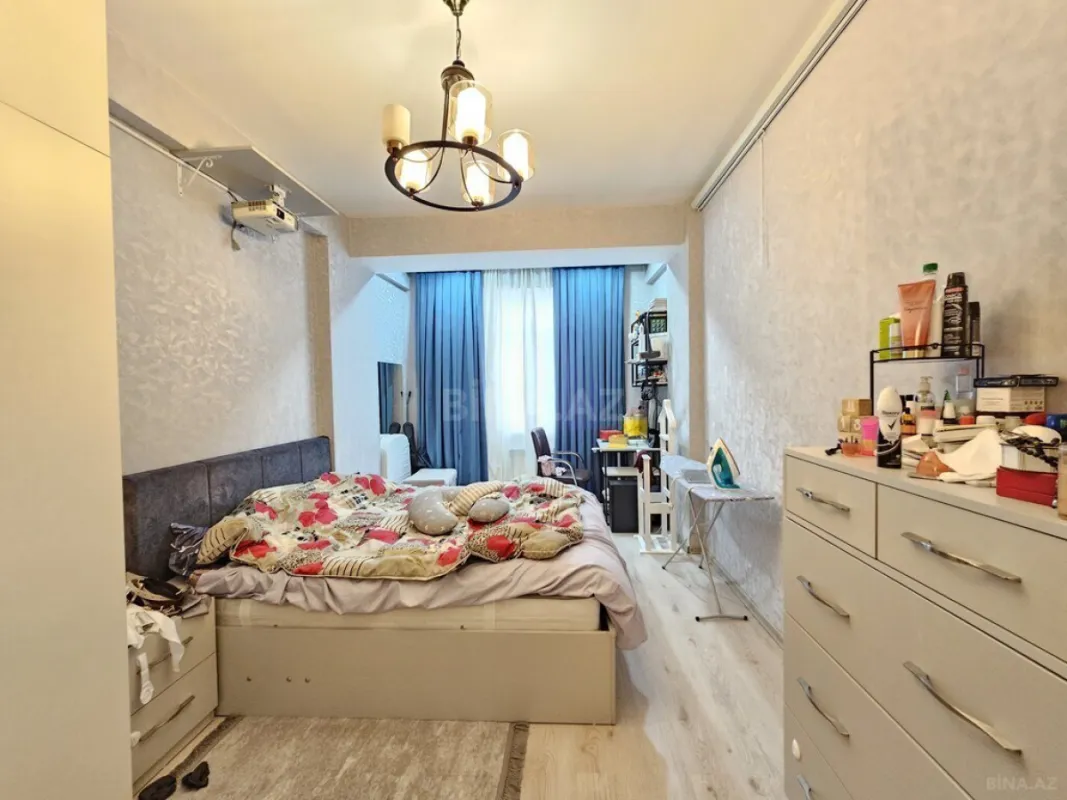 Satılır 2 otaqlı mənzil 62 m²