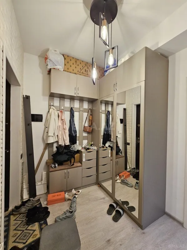 Satılır 2 otaqlı mənzil 62 m²