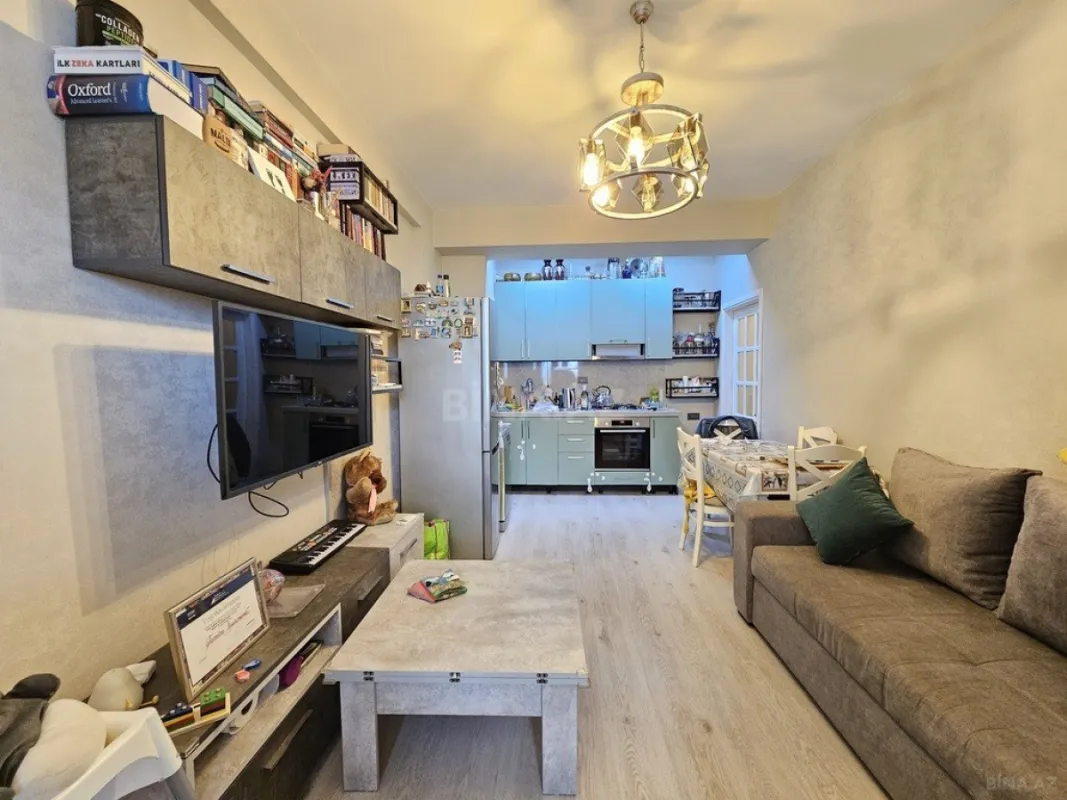 Satılır 2 otaqlı mənzil 62 m²