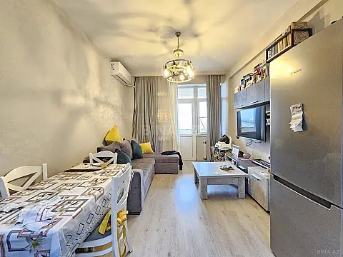Satılır 2 otaqlı mənzil 62 m²