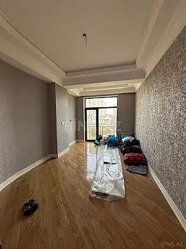 Satılır 3 otaqlı mənzil 125 m²