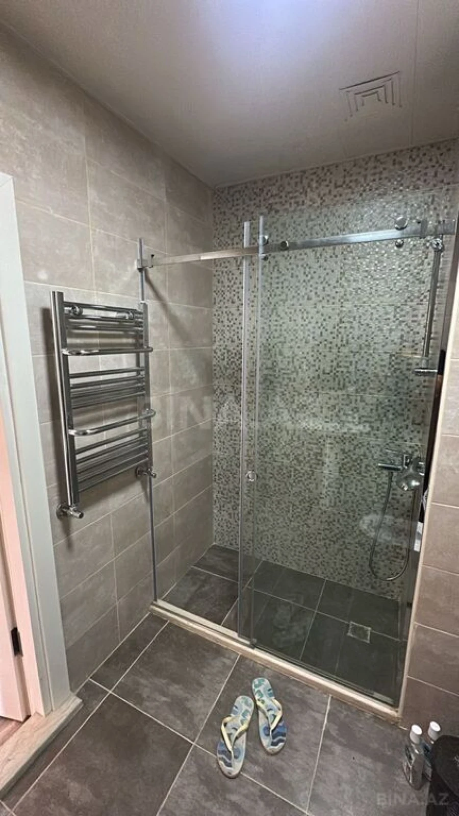 Kirayə verilir 2 otaqlı mənzil 50 m²