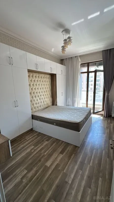 Kirayə verilir 2 otaqlı mənzil 50 m²