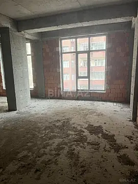 Satılır 4 otaqlı mənzil 192 m²