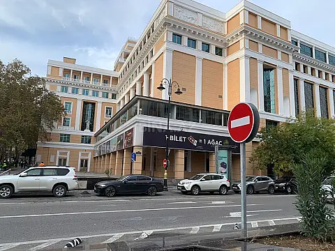 Satılır 3 otaqlı mənzil 96 m²