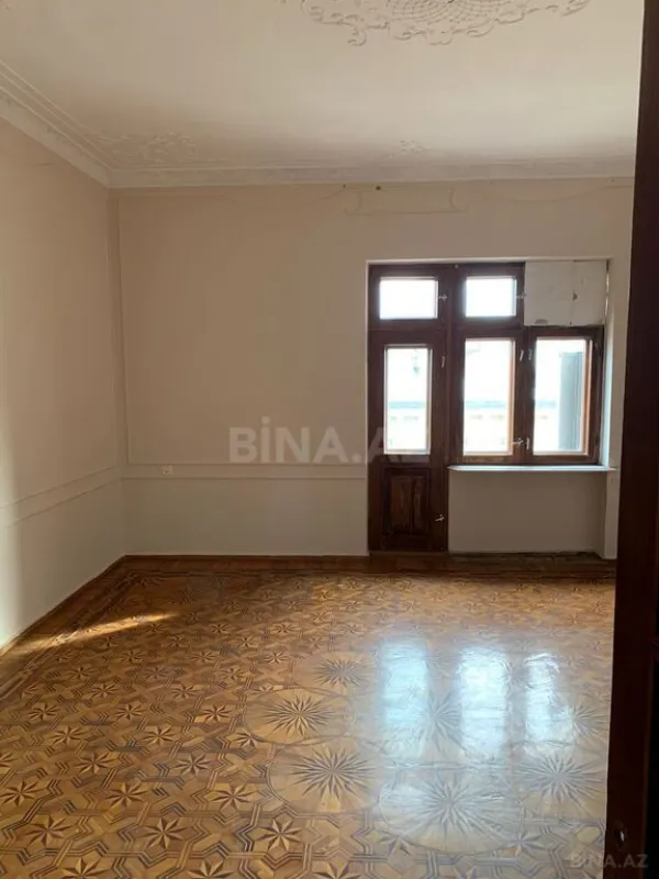Satılır 3 otaqlı mənzil 96 m²