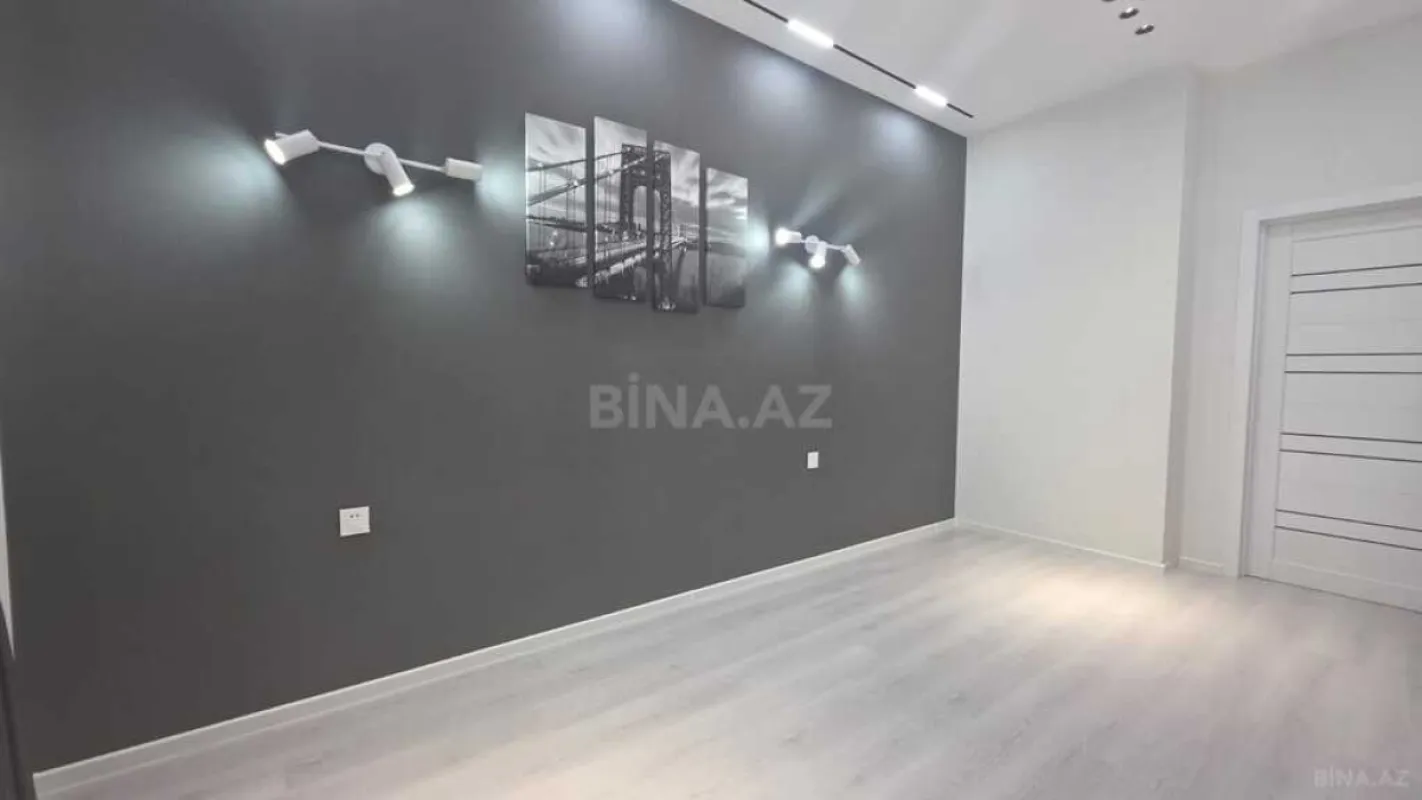 Satılır 2 otaqlı mənzil 61 m²