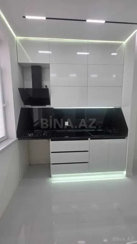Satılır 2 otaqlı mənzil 61 m²