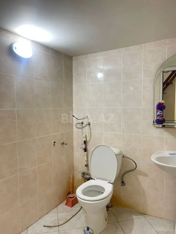 Satılır obyekt 60 m²