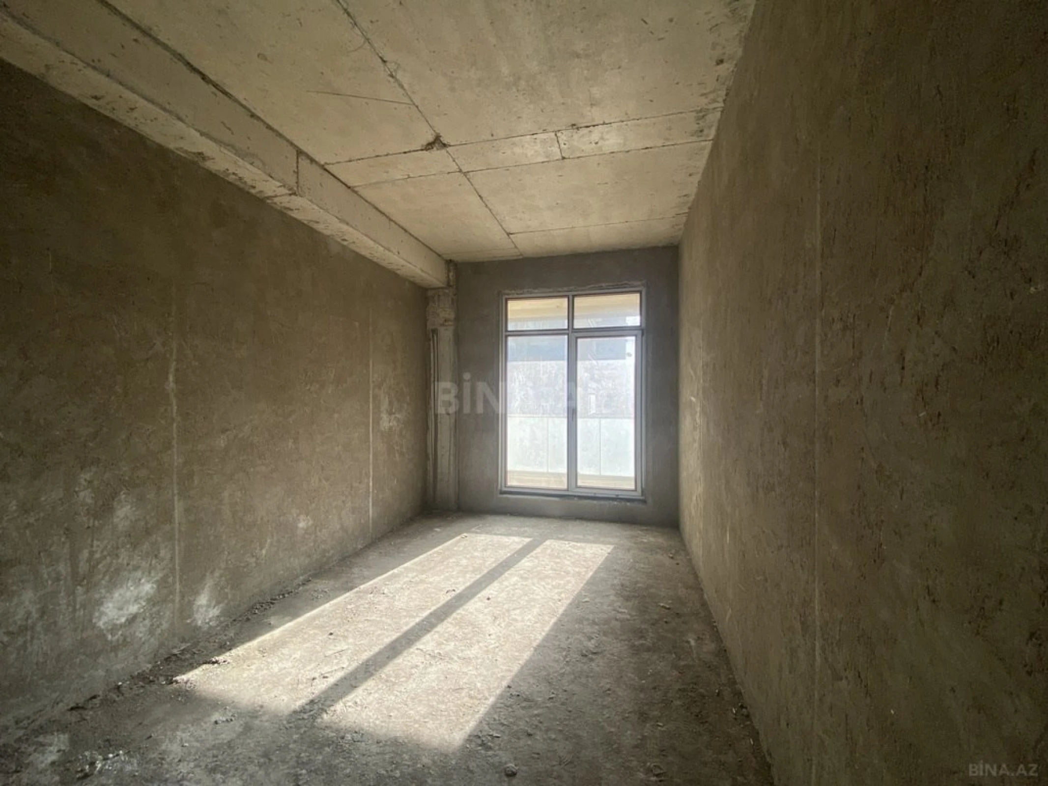 Satılır 2 otaqlı mənzil 77.8 m²