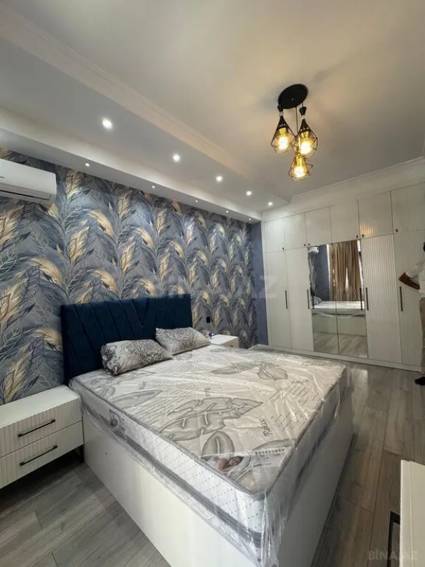 Satılır 3 otaqlı mənzil 114 m²