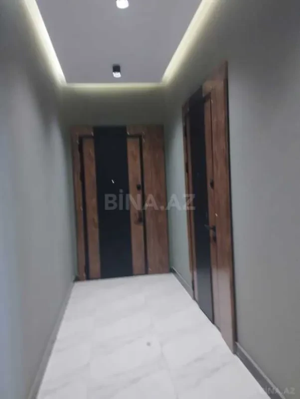 Satılır 3 otaqlı mənzil 126.7 m²
