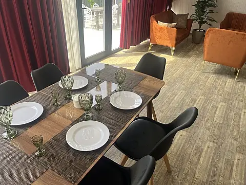 Satılır 4 otaqlı həyət evi 123 m²