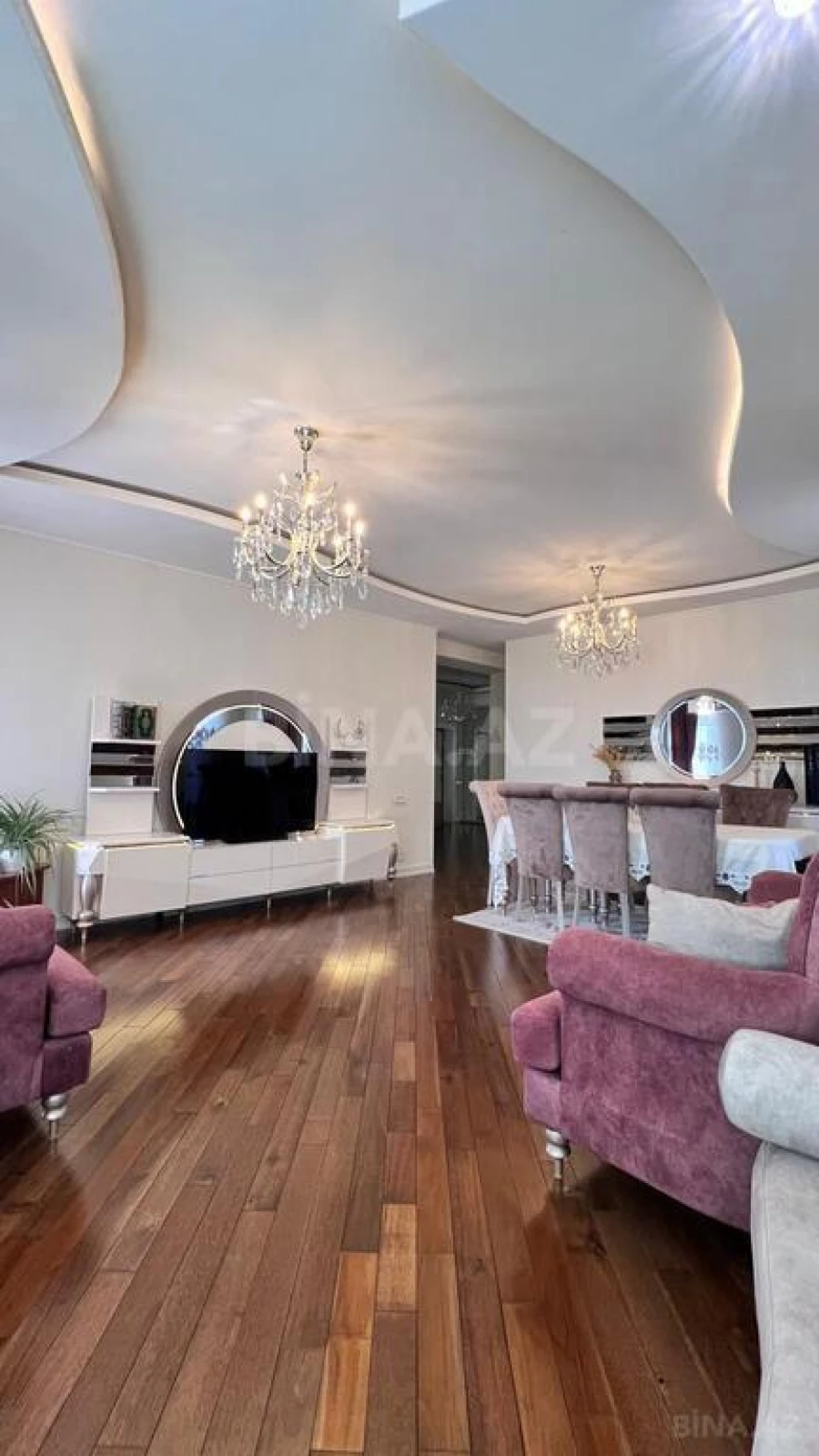 Satılır 4 otaqlı mənzil 165 m²