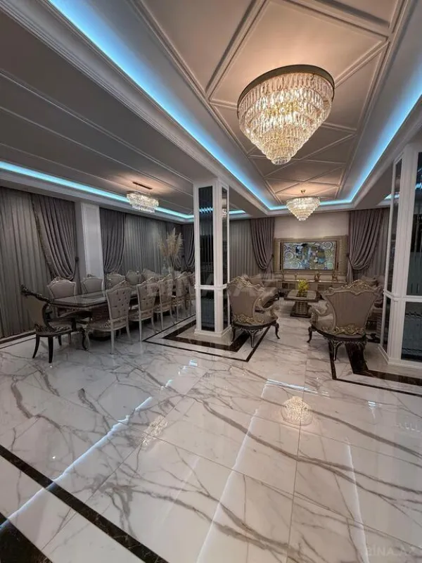 Satılır 7 otaqlı həyət evi 760 m²