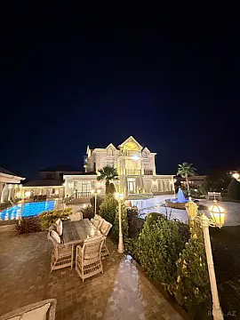 Satılır 7 otaqlı həyət evi 760 m²