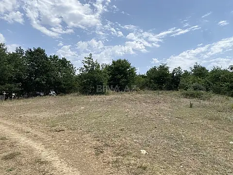 Satılır torpaq sahəsi 100 m²