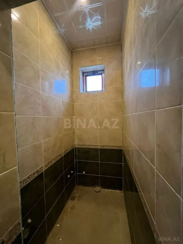 Satılır 5 otaqlı həyət evi 400 m²