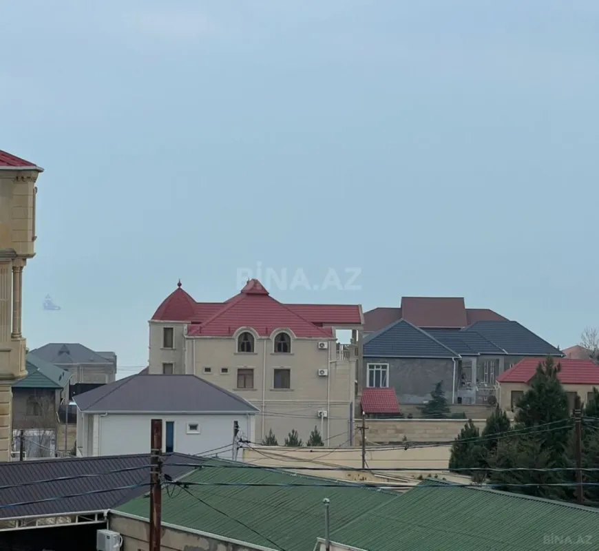 Satılır 5 otaqlı həyət evi 400 m²