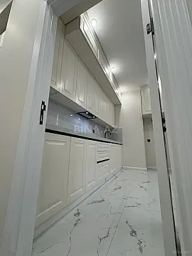 Satılır 3 otaqlı mənzil 107 m²