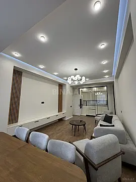 Satılır 3 otaqlı mənzil 107 m²