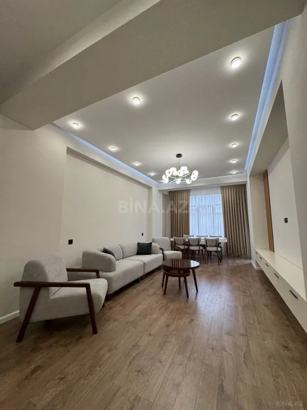 Satılır 3 otaqlı mənzil 107 m²