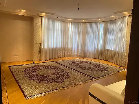 Kirayə verilir 2 otaqlı mənzil 100 m²