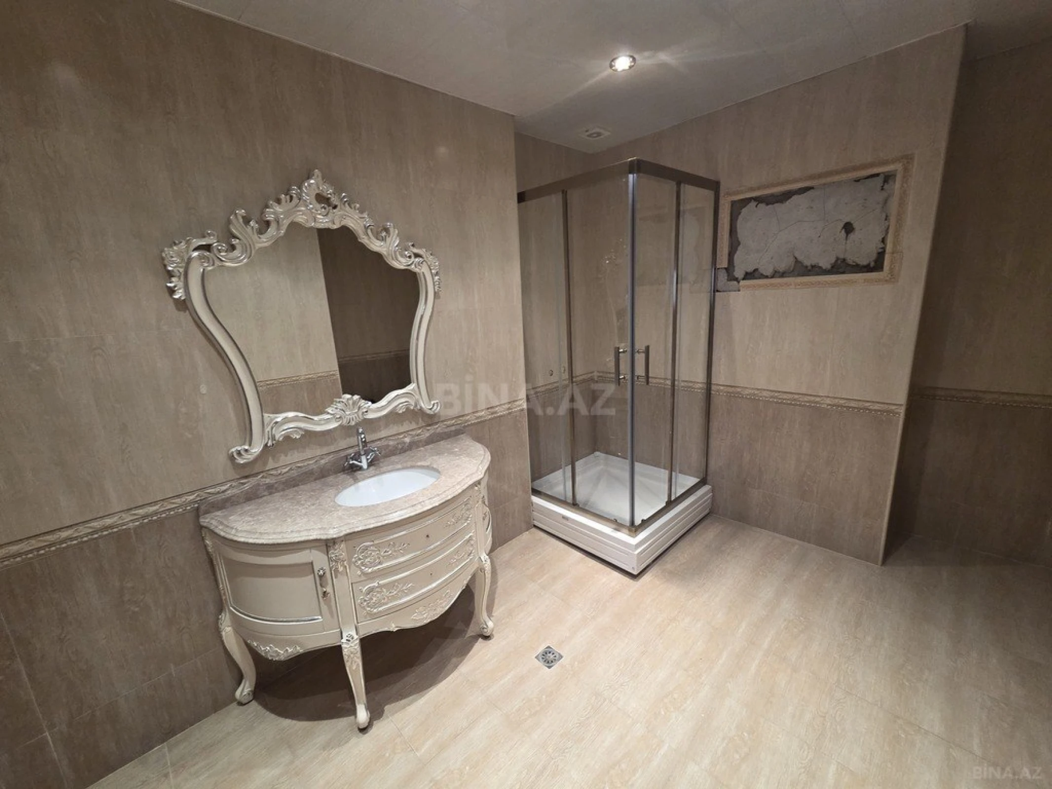 Kirayə verilir 2 otaqlı mənzil 100 m²