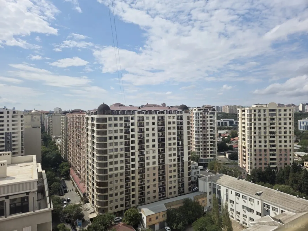 Kirayə verilir 2 otaqlı mənzil 100 m²