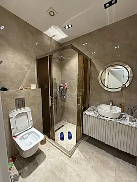 Satılır 3 otaqlı mənzil 120 m²