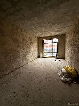 Satılır 5 otaqlı həyət evi 200 m²