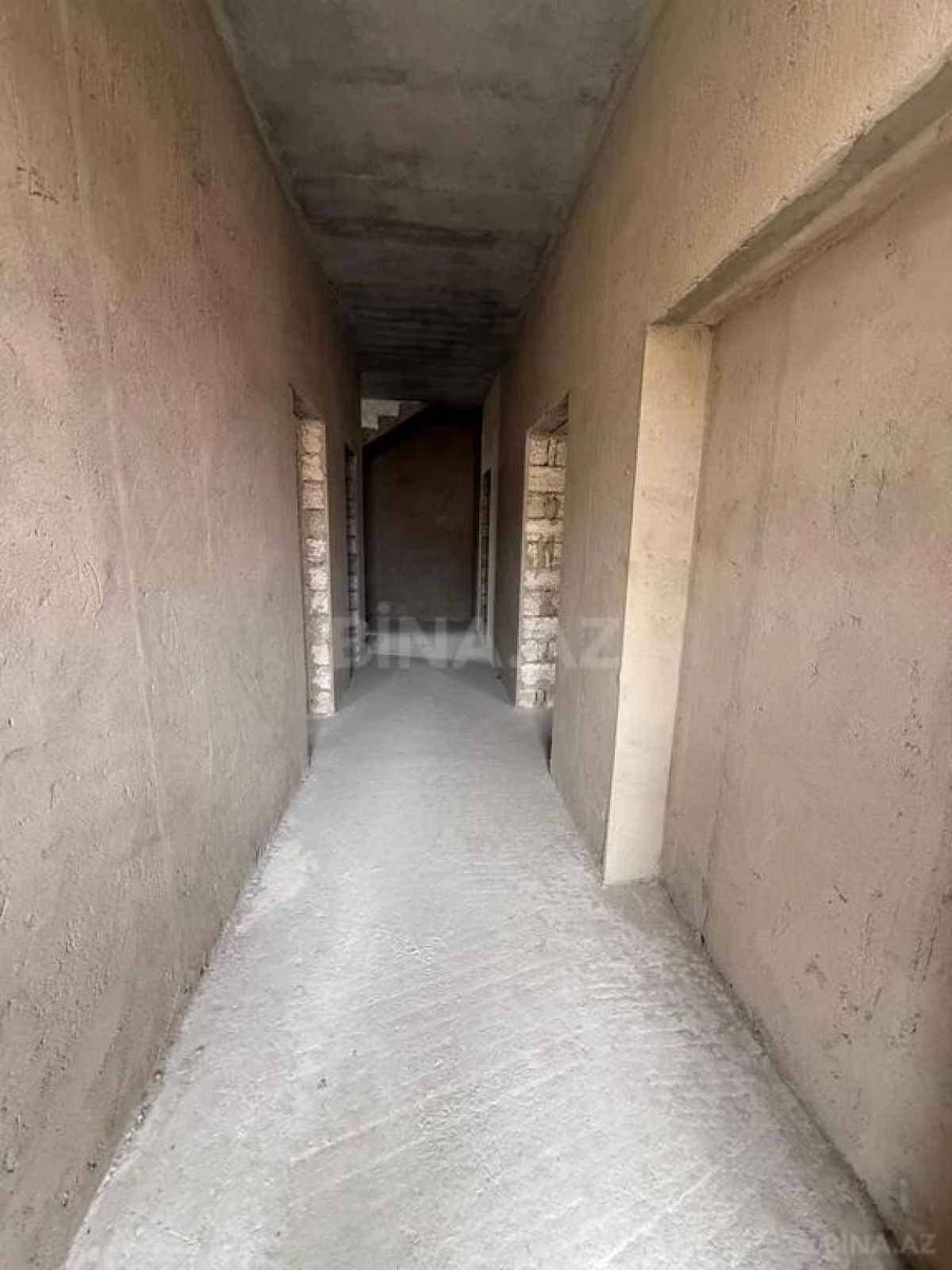 Satılır 5 otaqlı həyət evi 200 m²