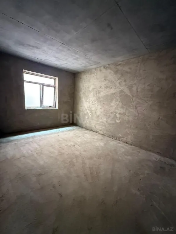 Satılır 5 otaqlı həyət evi 200 m²