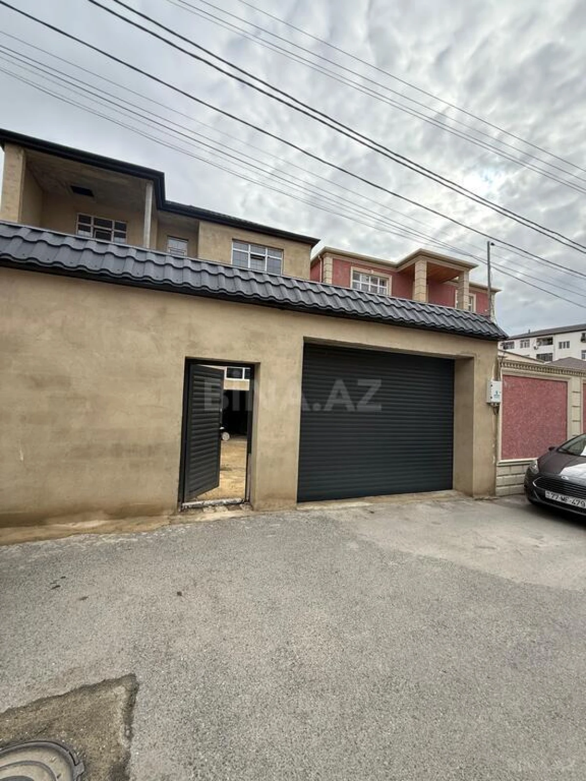 Satılır 5 otaqlı həyət evi 200 m²