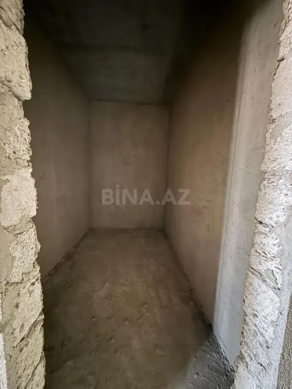 Satılır 5 otaqlı həyət evi 200 m²