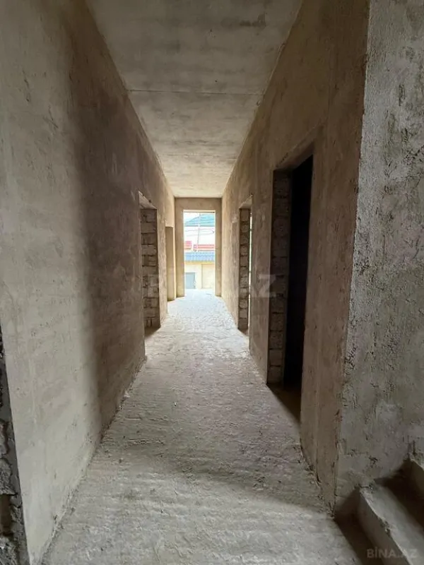 Satılır 5 otaqlı həyət evi 200 m²