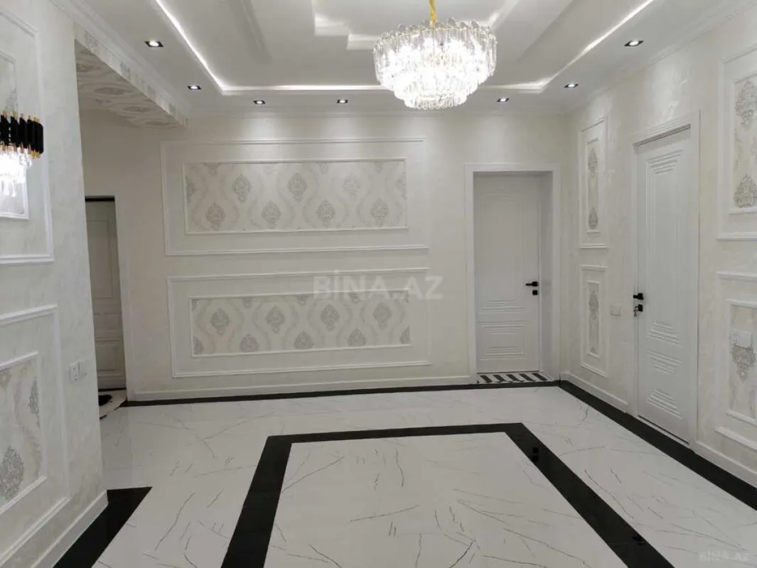 Satılır 3 otaqlı mənzil 160 m²