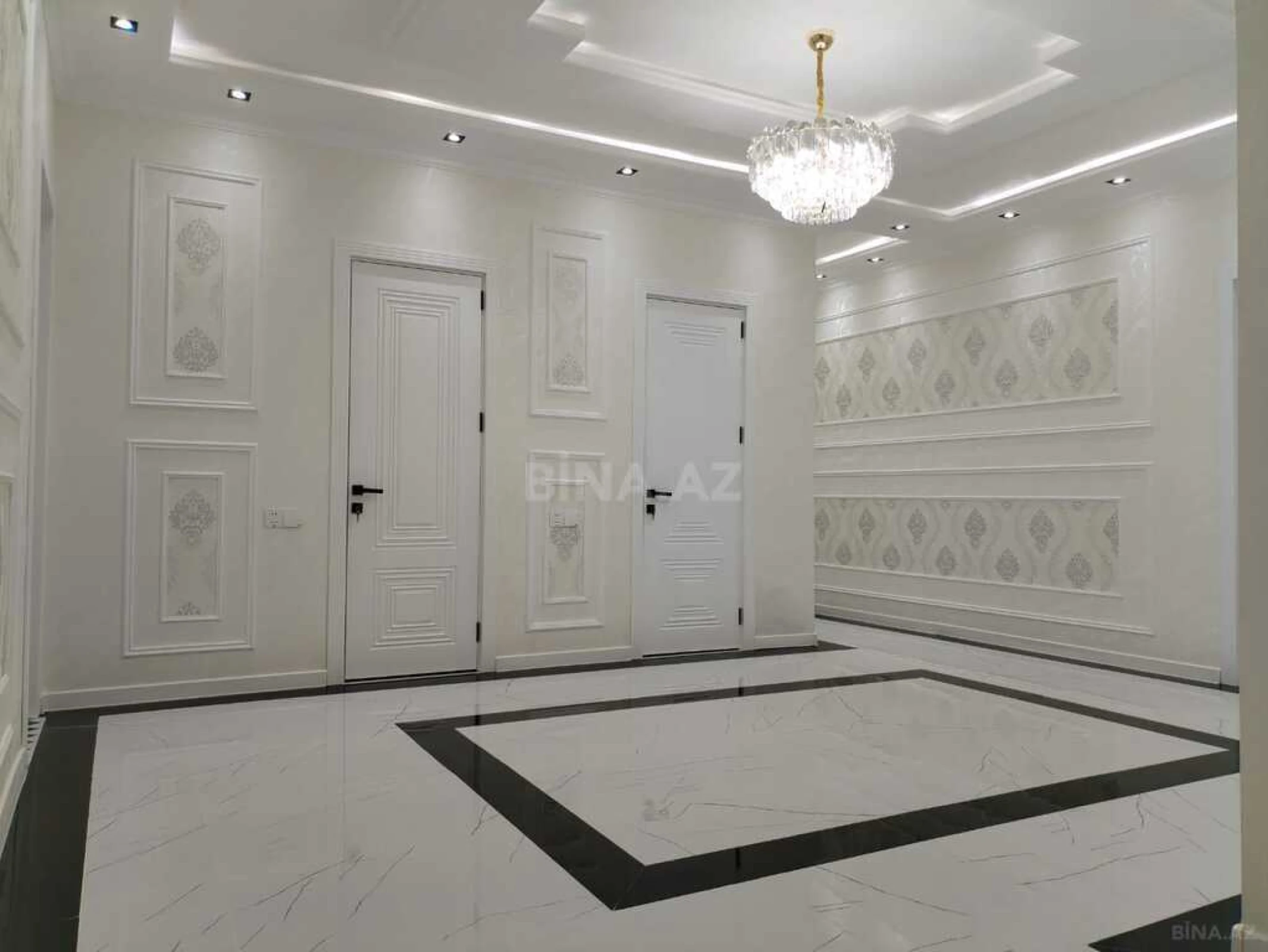 Satılır 3 otaqlı mənzil 160 m²