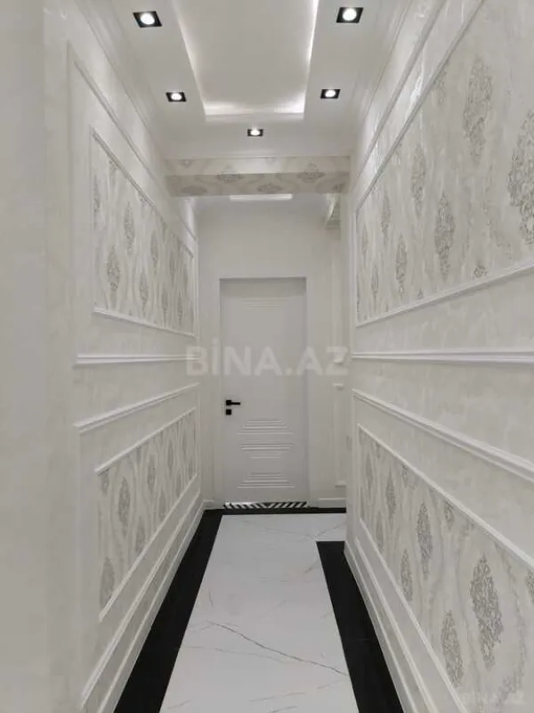 Satılır 3 otaqlı mənzil 160 m²