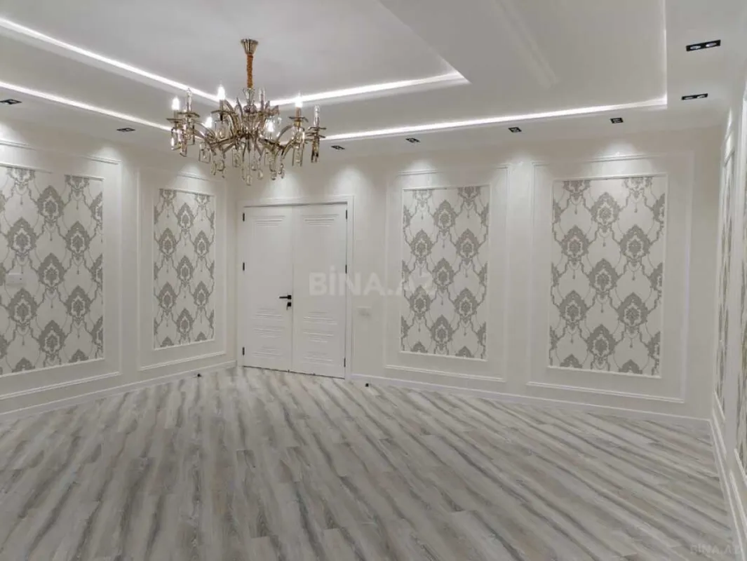 Satılır 3 otaqlı mənzil 160 m²